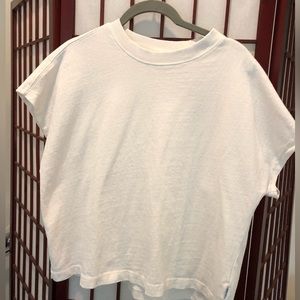 Le Bon Shoppe Jeanne Tee in Alabaster Medium